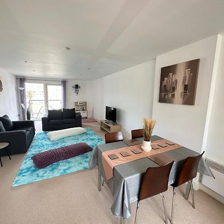 Water Front Apt Walk To The Beach & City Centre Swansea Zewnętrze zdjęcie