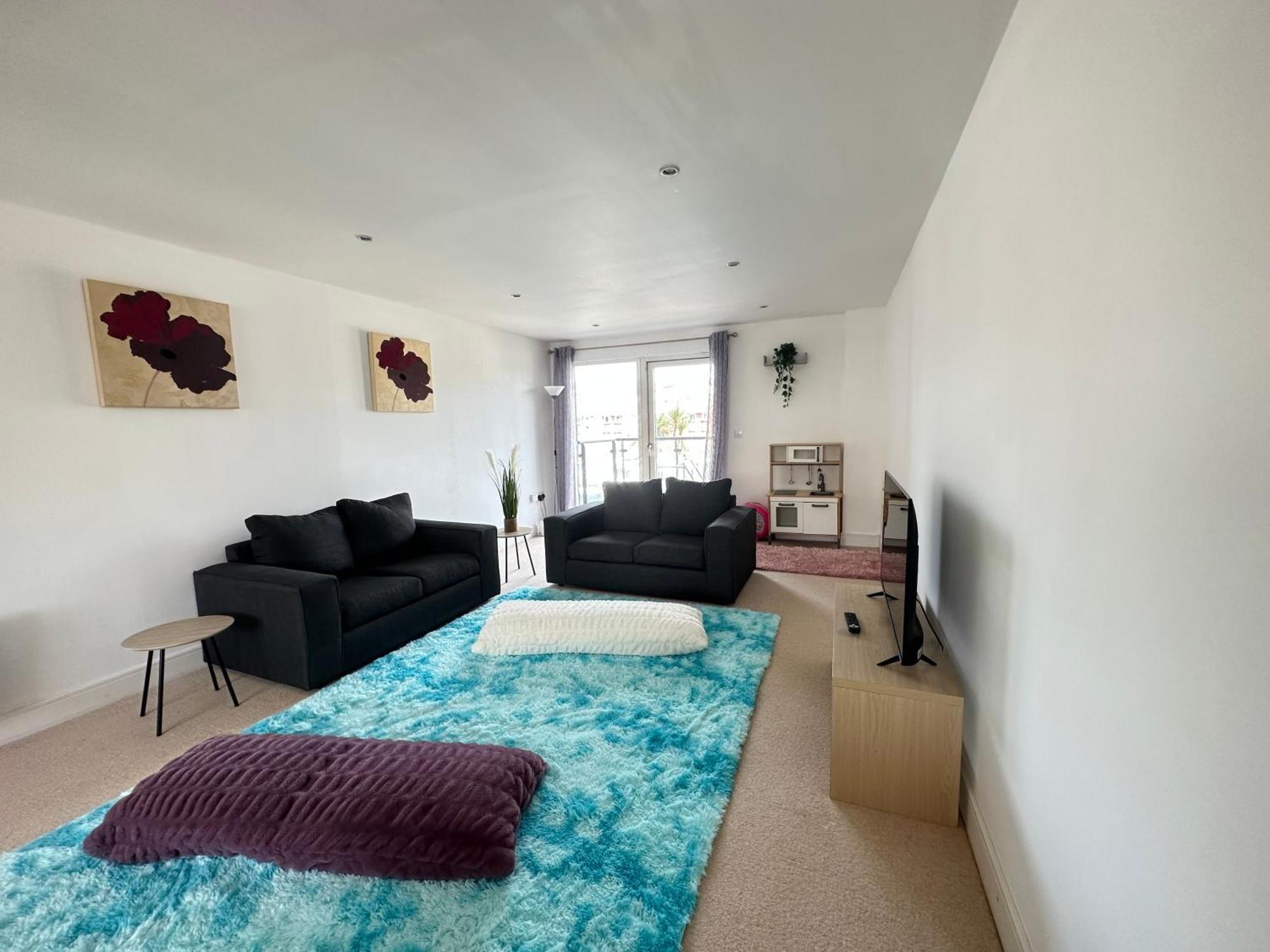 Water Front Apt Walk To The Beach & City Centre Swansea Zewnętrze zdjęcie