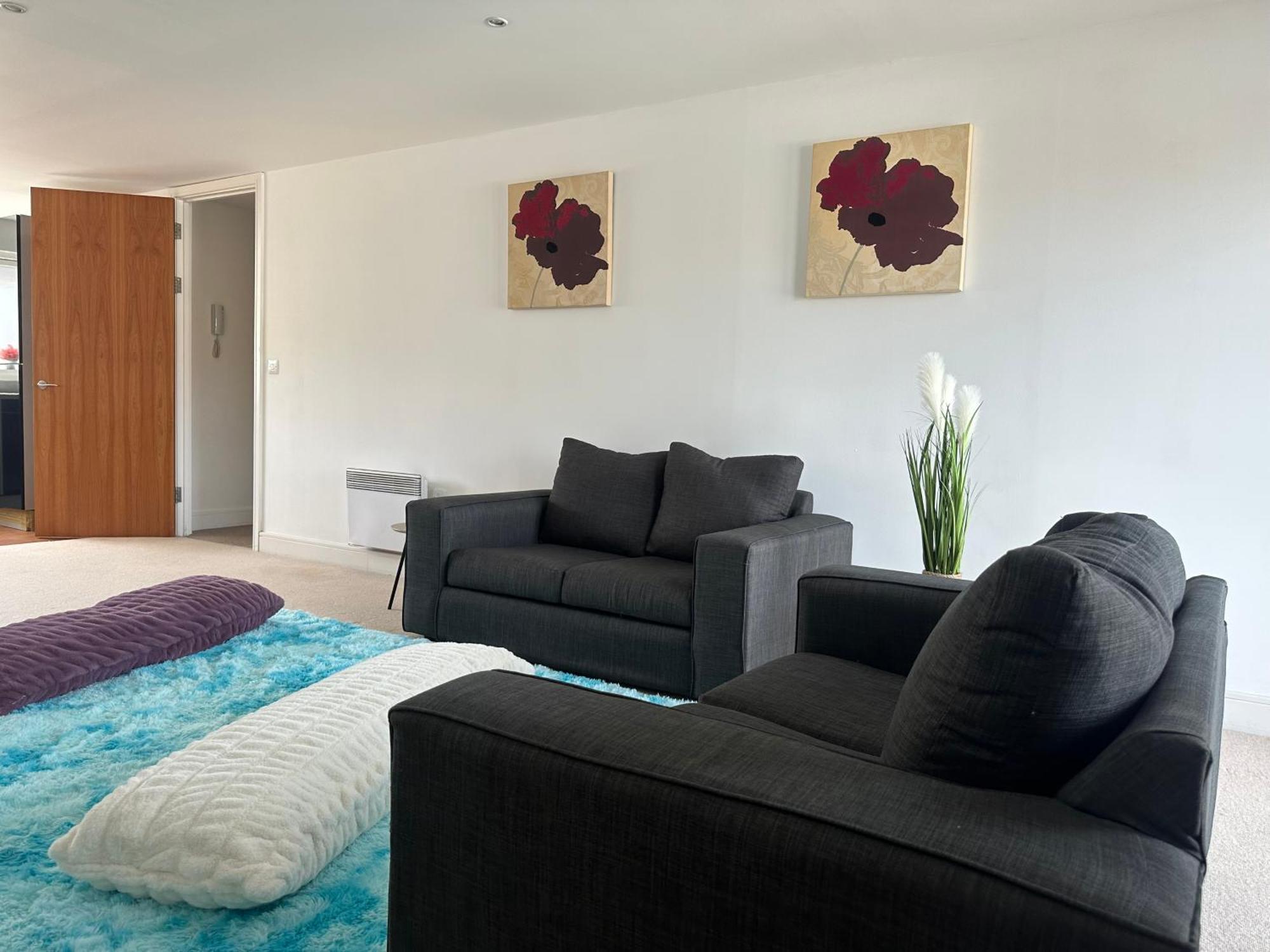 Water Front Apt Walk To The Beach & City Centre Swansea Zewnętrze zdjęcie