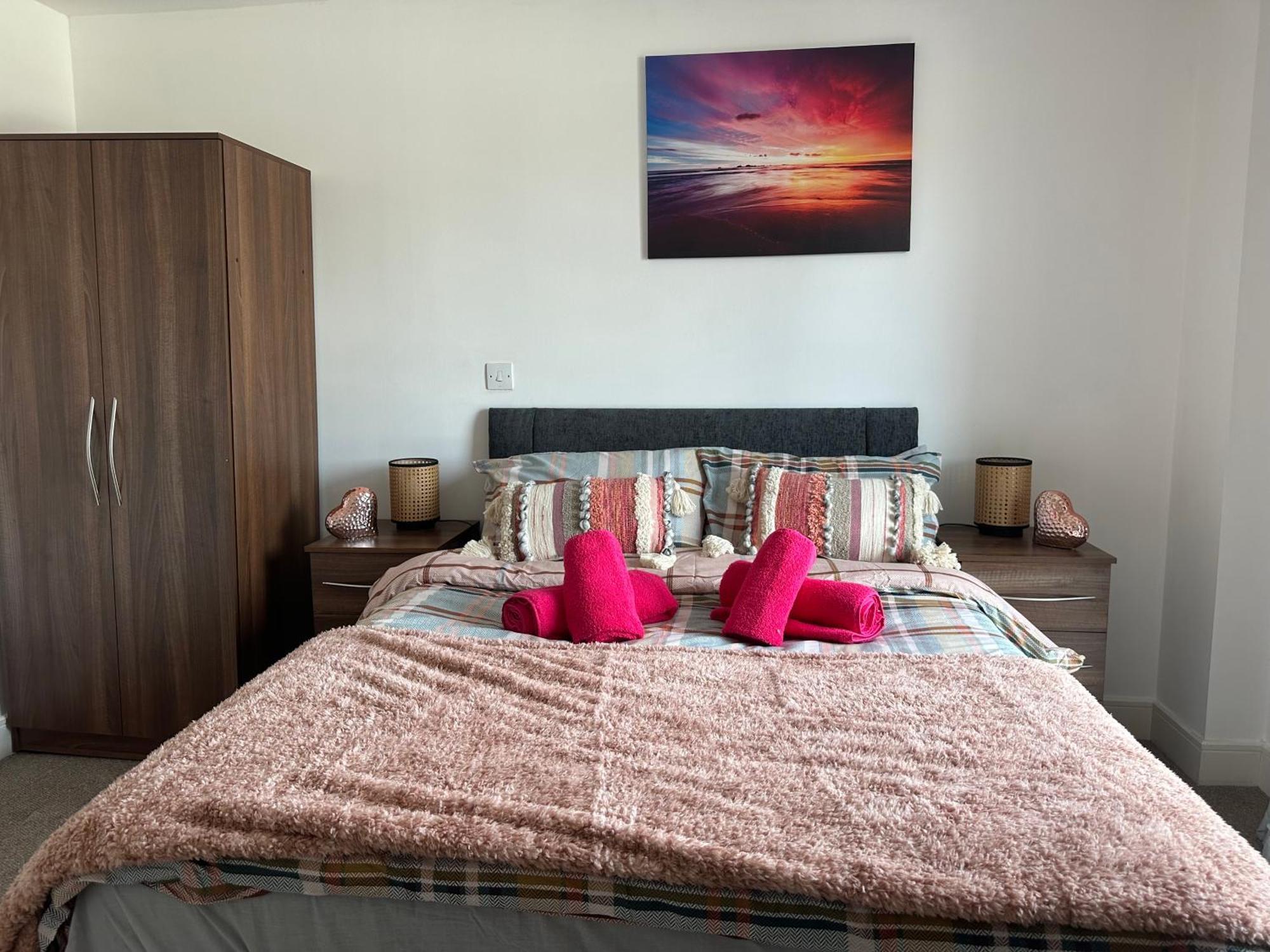Water Front Apt Walk To The Beach & City Centre Swansea Zewnętrze zdjęcie